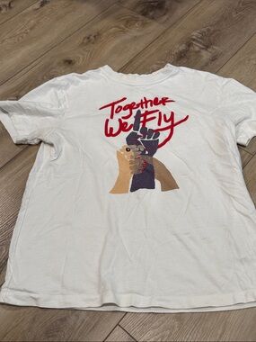 Nike White Graphic 'Together We Fly' Short Sleeve Tee Small